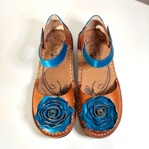 L'artiste Caicos Spring Step Turquoise & Brown Leather Mary Jane Flat Shoes - Picture 4 of 14